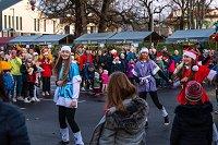 PRAZNIČNA TRŽNICA V DIVAČI in PRIHOD DEDKA MRAZA 18